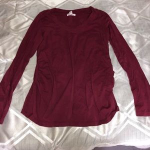 Lot of maternity tops! 4 long sleeve tops